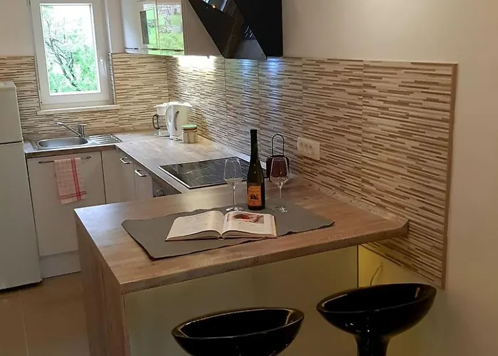 Marica Mit Balkon Und Herrlichem Meerblick By Interhome Apartament Supetarska Draga