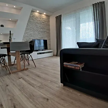 Marica Mit Balkon Und Herrlichem Meerblick By Interhome Apartment Supetarska Draga